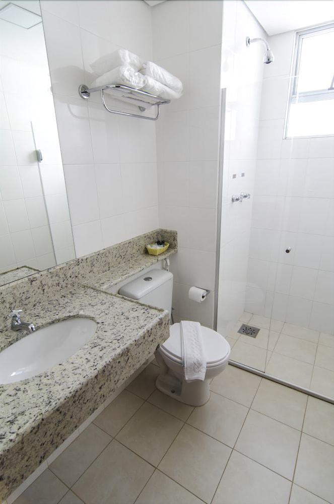 Hotel Atlas Sete Lagoas Kültér fotó