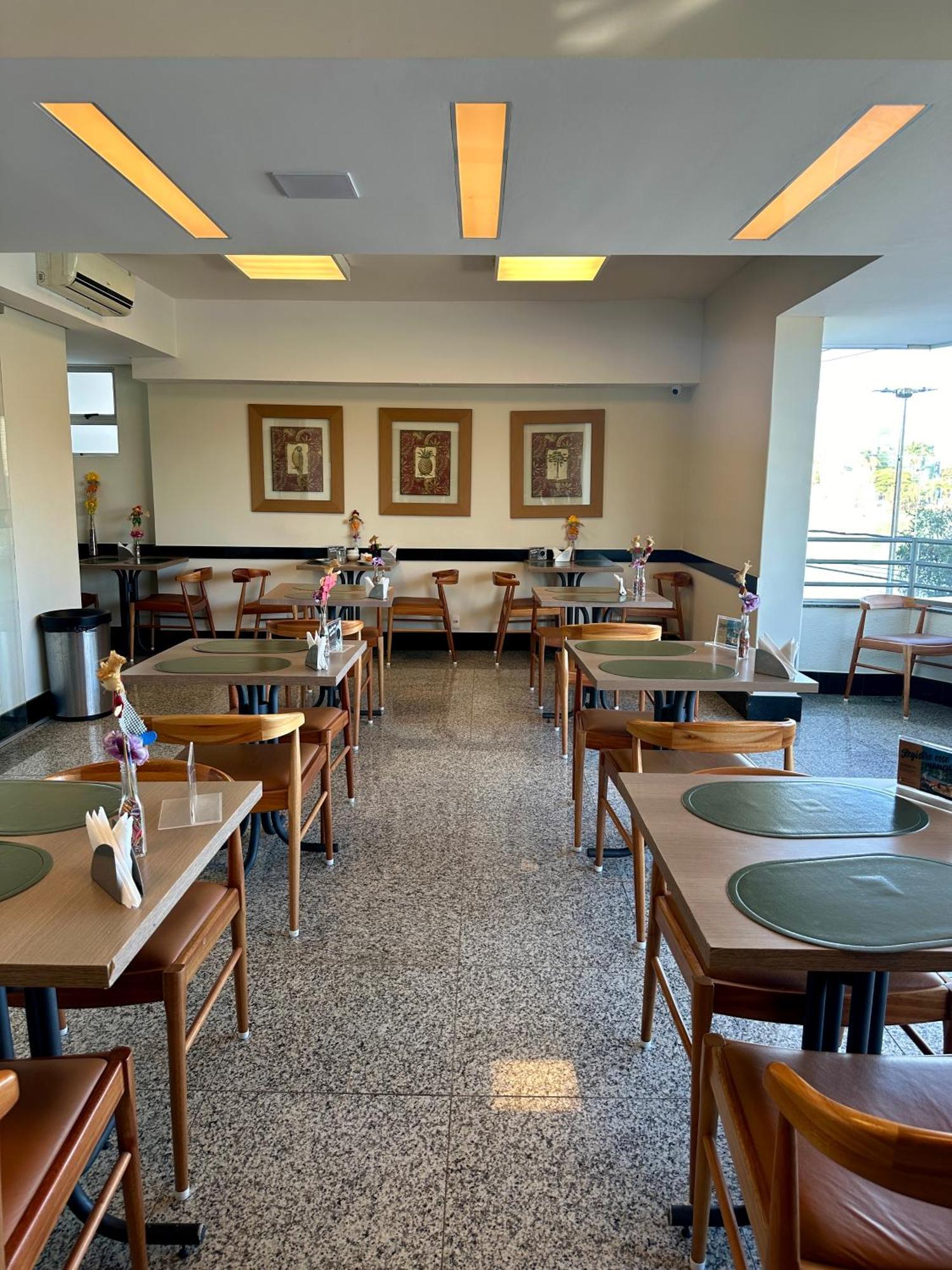 Hotel Atlas Sete Lagoas Kültér fotó